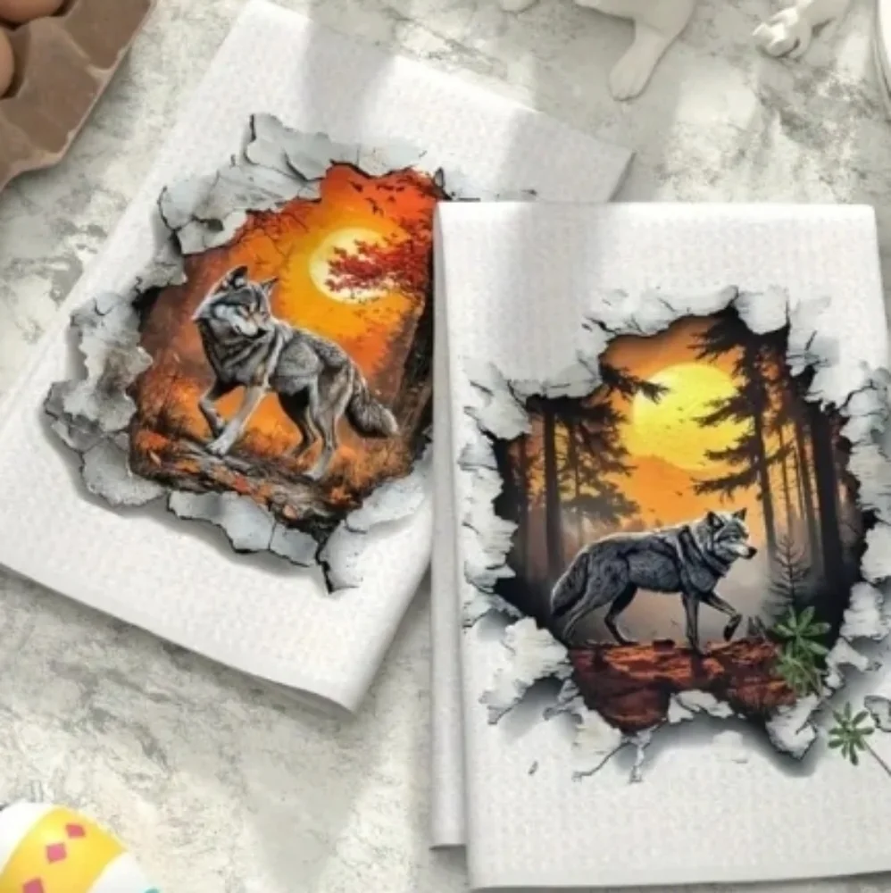 Set of 2 Wolf Hand Towels
